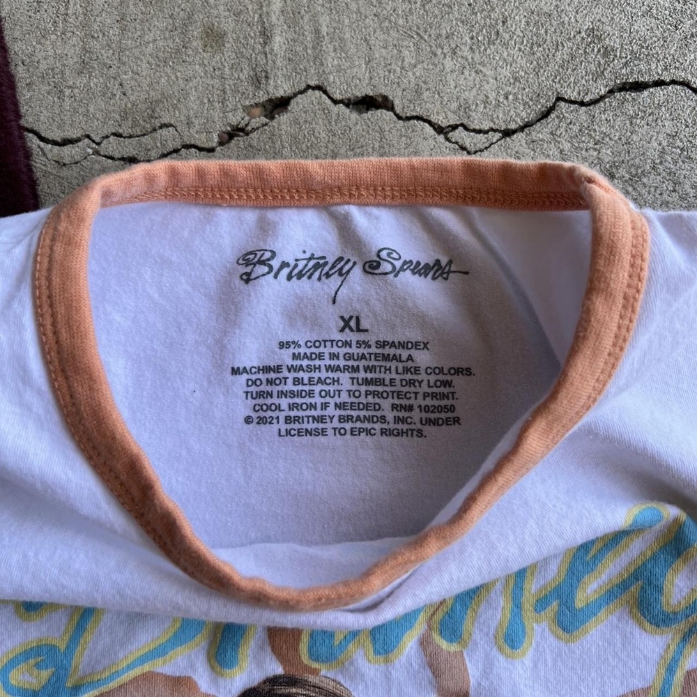 Vintage Women's multi T-shirt - Picture 3 of 3
